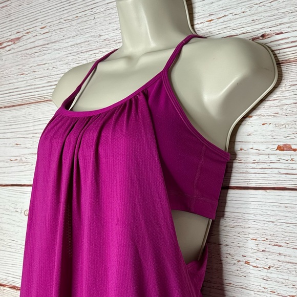 Lululemon No Limits Tank in Raspberry Sz 6 - Picture 7 of 11